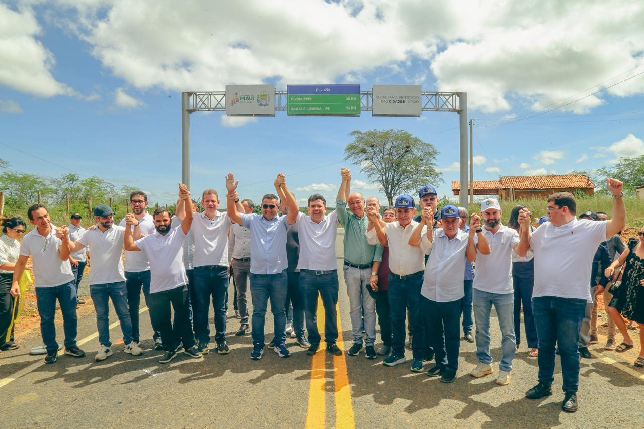 Rafael inaugura pavimentação da PI-459 e fortalece ligação entre Piauí e Pernambuco