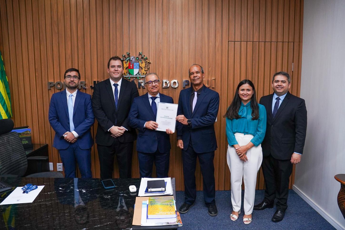 TJPI recebe novo Regimento Interno e avança na modernização institucional