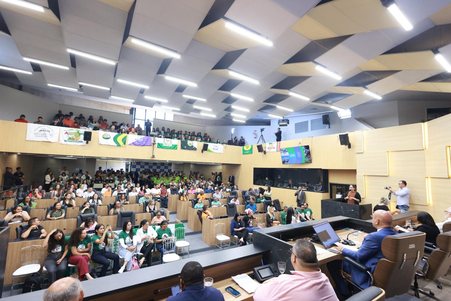 Apoio às Escolas Família Agrícola ganha força após audiência pública