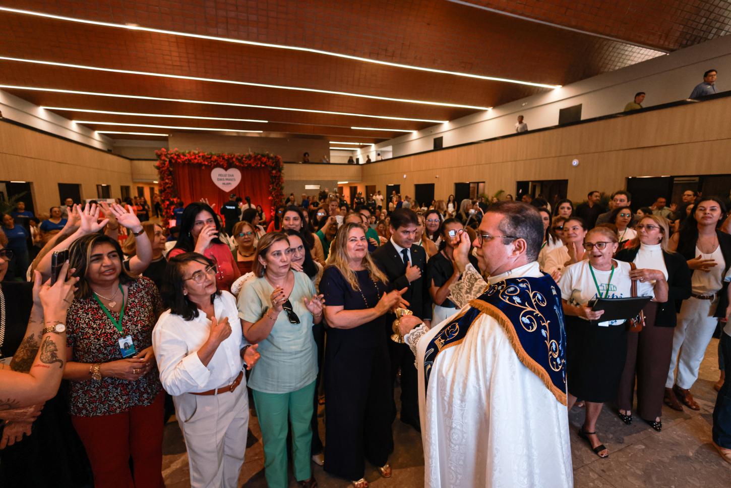 Assembleia Legislativa promove a festa das mães com sorteio de brindes