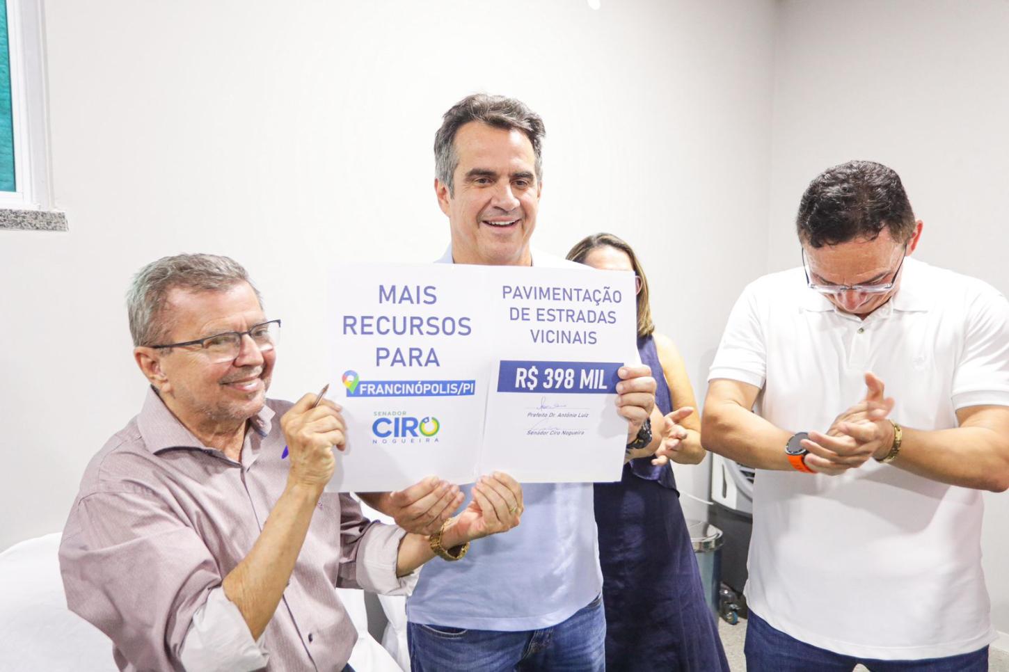 Ciro Nogueira recebe apoio de prefeitos em São João da Serra e Francinópolis