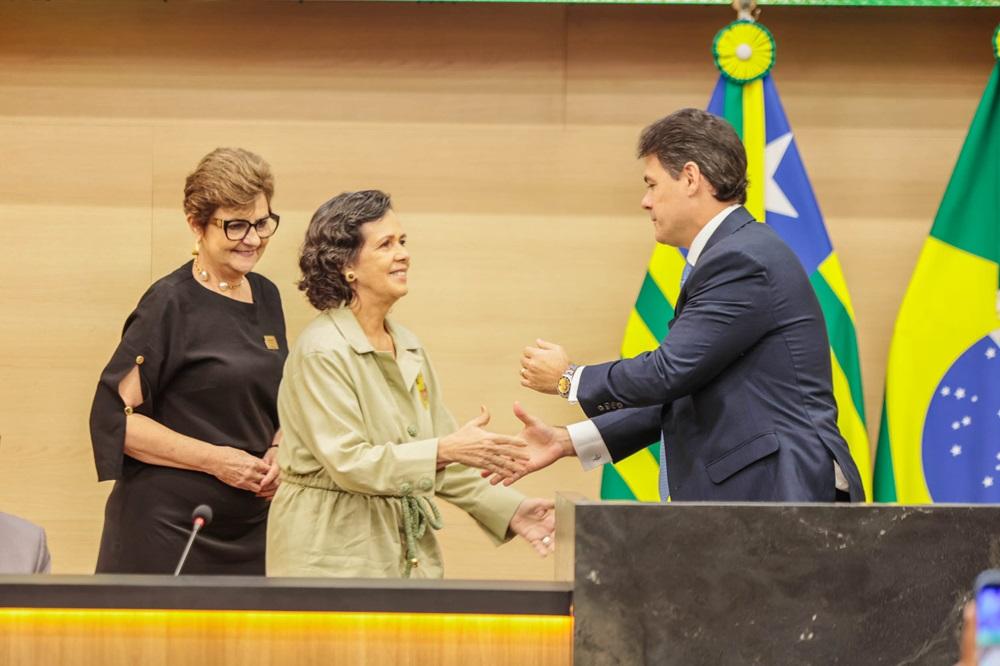 Empresária Neuma Figueiredo recebe cidadania piauiense na Alepi