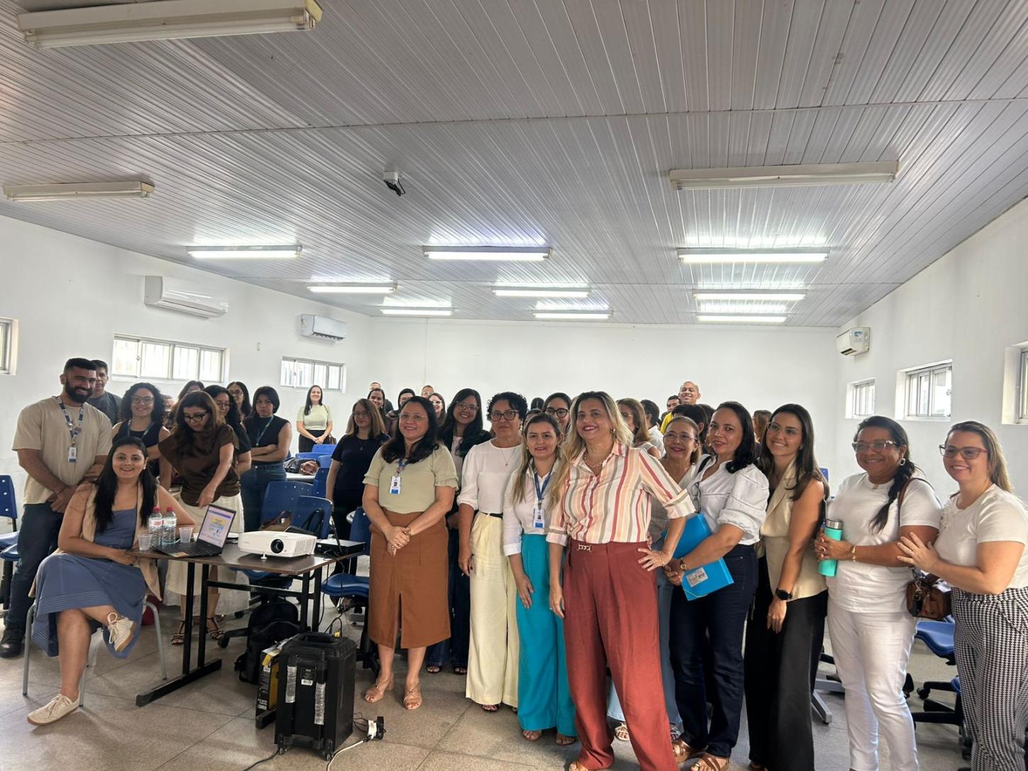 FMS capacita 323 escolas para atendimento a vítimas de violência
