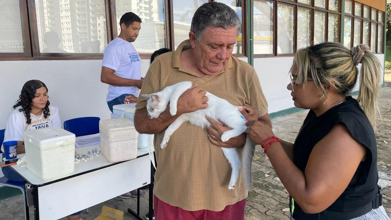 FMS vacina contra a raiva animal nas zonas Sul e Sudeste no sábado (16)