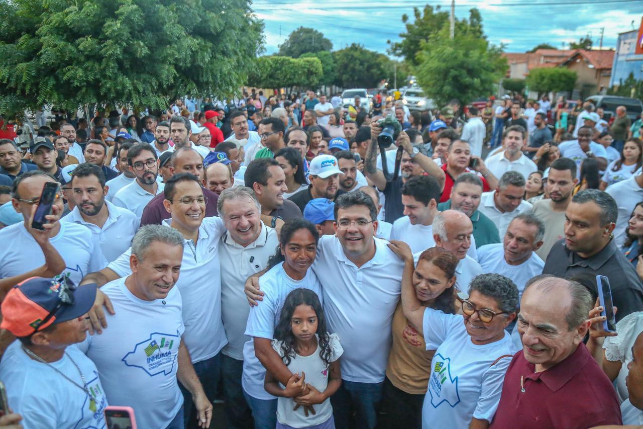 Rafael inaugura reforma de escola, ginásio poliesportivo e asfalto em Inhuma