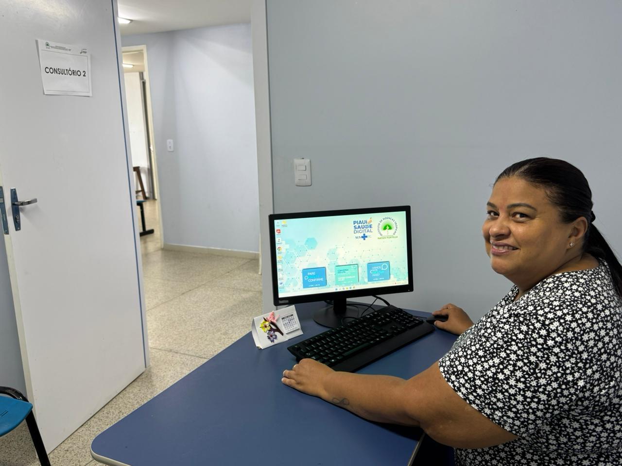 Governo entrega mais de R$ 7 milhões em equipamentos de informática para a Saúde