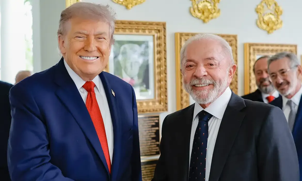 Lula deixa a Casa Branca após encontro de três horas com Trump