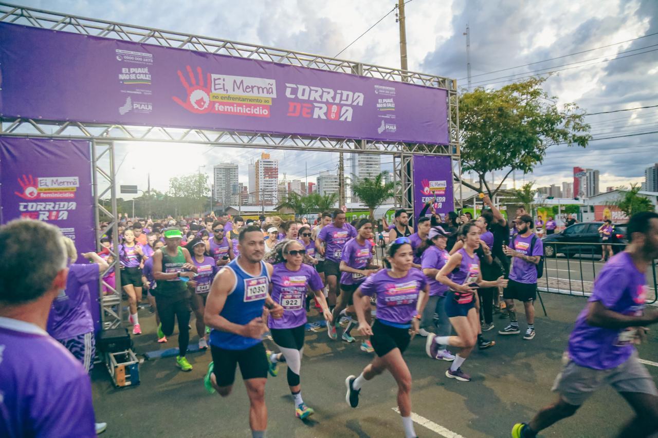Sexta edição da Corrida de Enfrentamento ao Feminicídio reúne mais de 4 mil pessoas