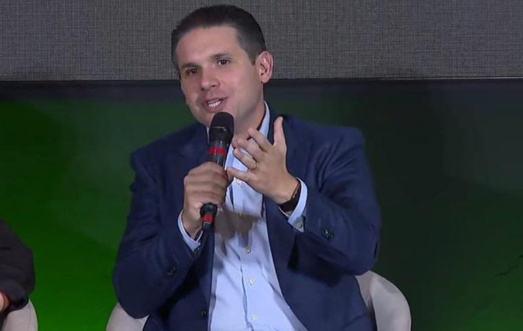 Motta espera que a redução da jornada de trabalho entre em vigor em agosto