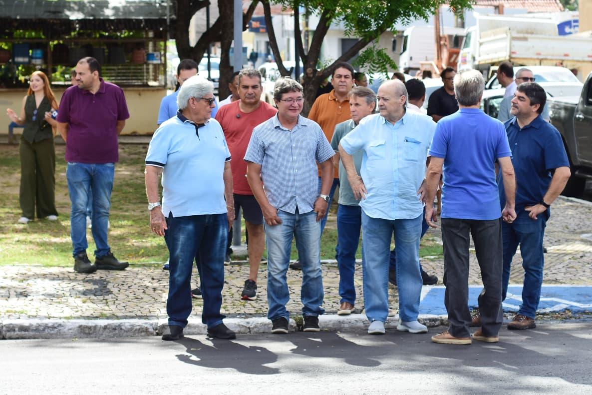 Prefeito Silvio Mendes realiza visitas técnicas em Teresina