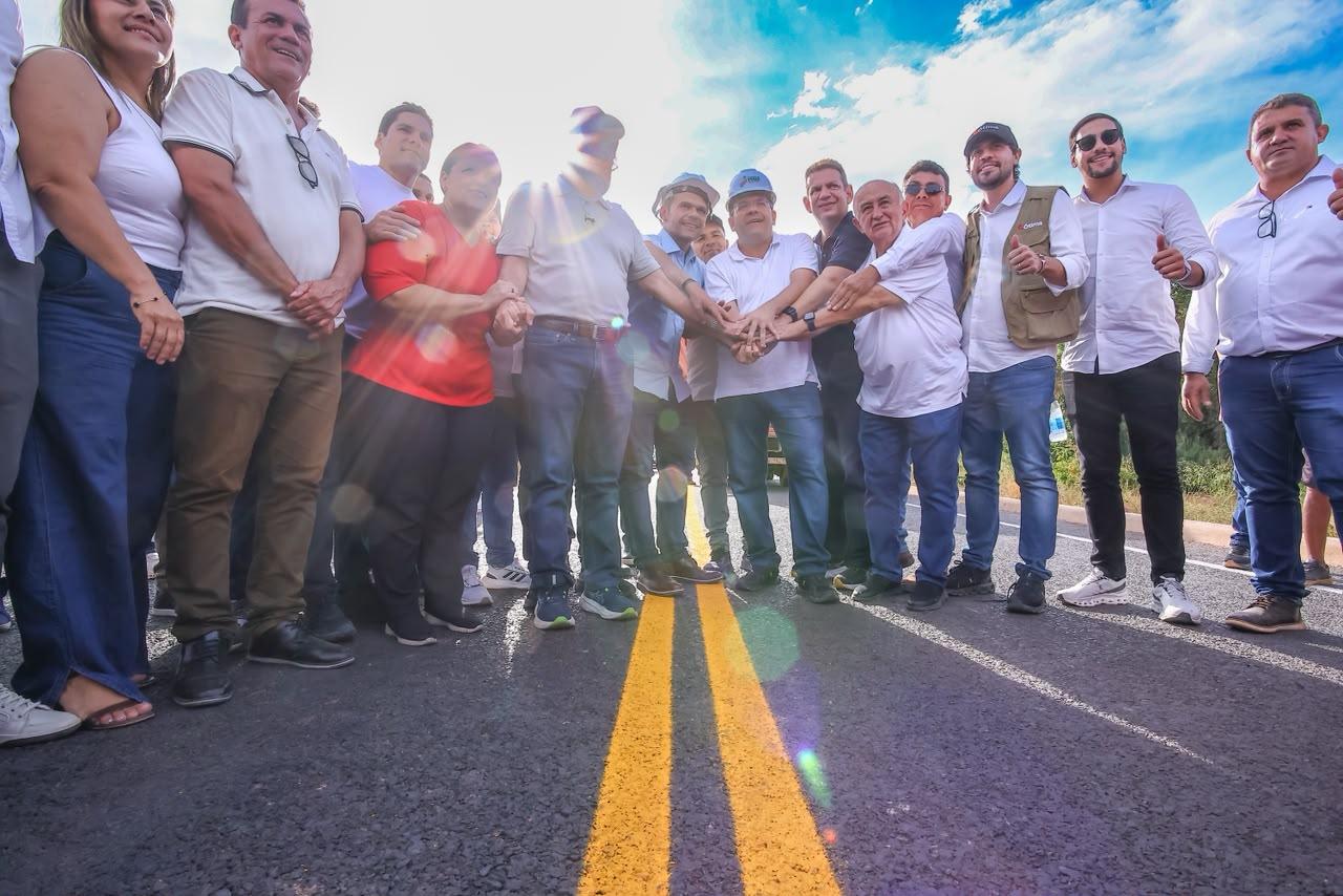 Rafael Fonteles visita obras da PI-392 e destaca mais de R$ 30 milhões de investimentos 