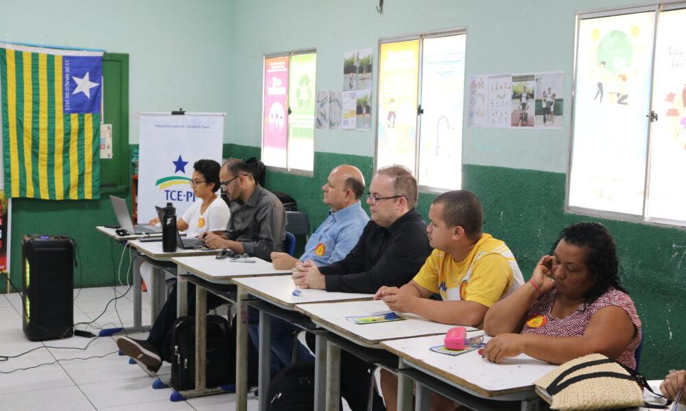 TCE-PI participa da 20ª Marcha Contra a Corrupção, pelo Clima e a Vida