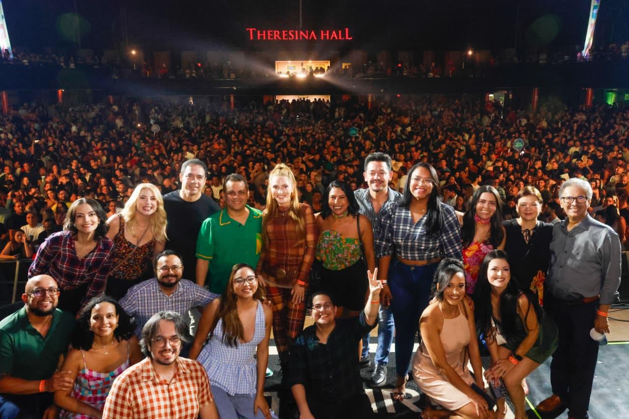 Arraiá da Advocacia 2026 reúne 9 mil pessoas com show da Taty Girl