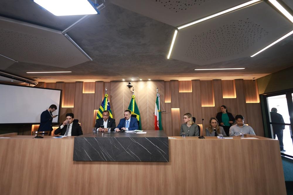 Bombeiros, TJ, CREA e Equatorial serão consultados sobre estações de recarga em condomínios