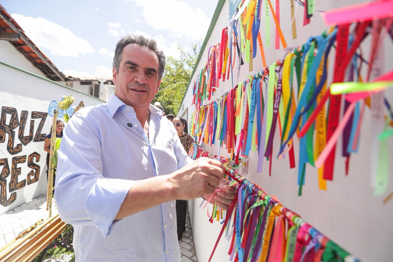 Ciro garante recursos e incentiva turismo religioso em Santa Cruz dos Milagres
