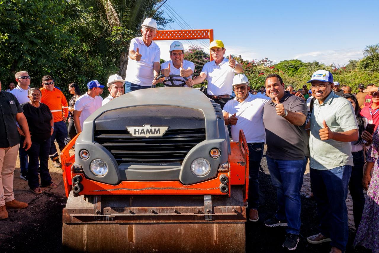 Governo realiza a maior obra de asfaltamento da história de Santo Antônio dos Milagres