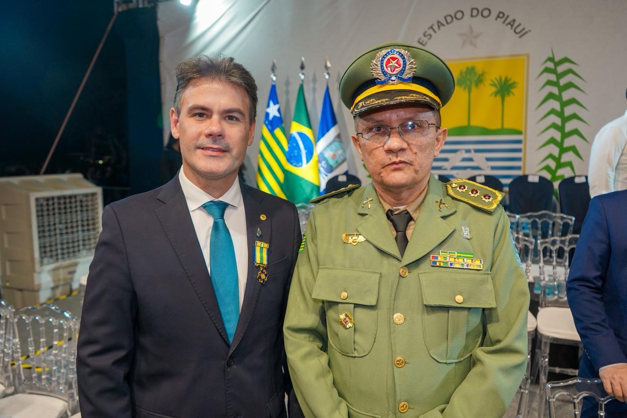 Presidente da Alepi, Severo Eulálio, recebe Medalha do Mérito da PMPI