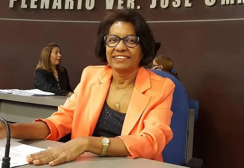 PT indica Rosário Bezerra como suplente do pré-candidato Júlio César ao Senado