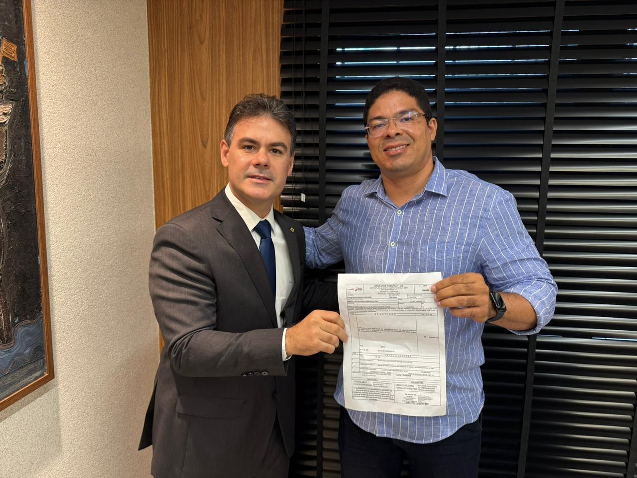 Severo Eulálio assegura recursos para obra de abastecimento de água em Porto
