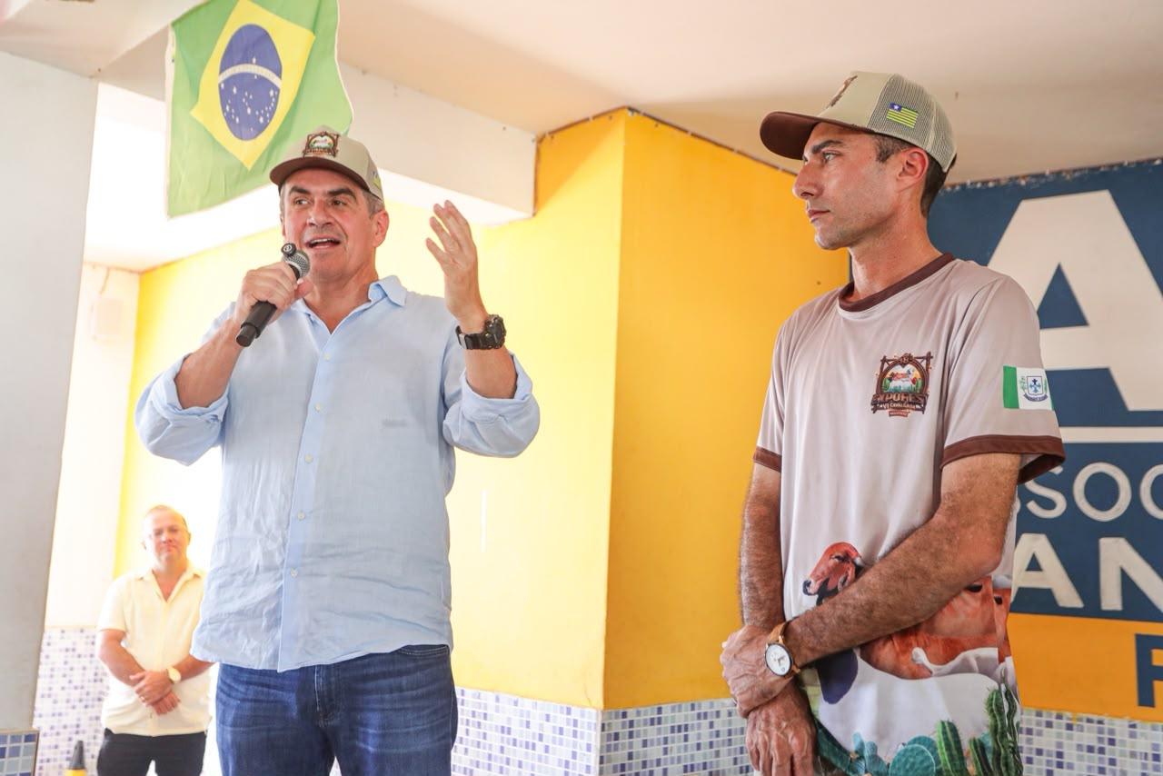 Ciro recebe agradecimento de prefeito do MDB pelo trabalho realizado por Paulistana
