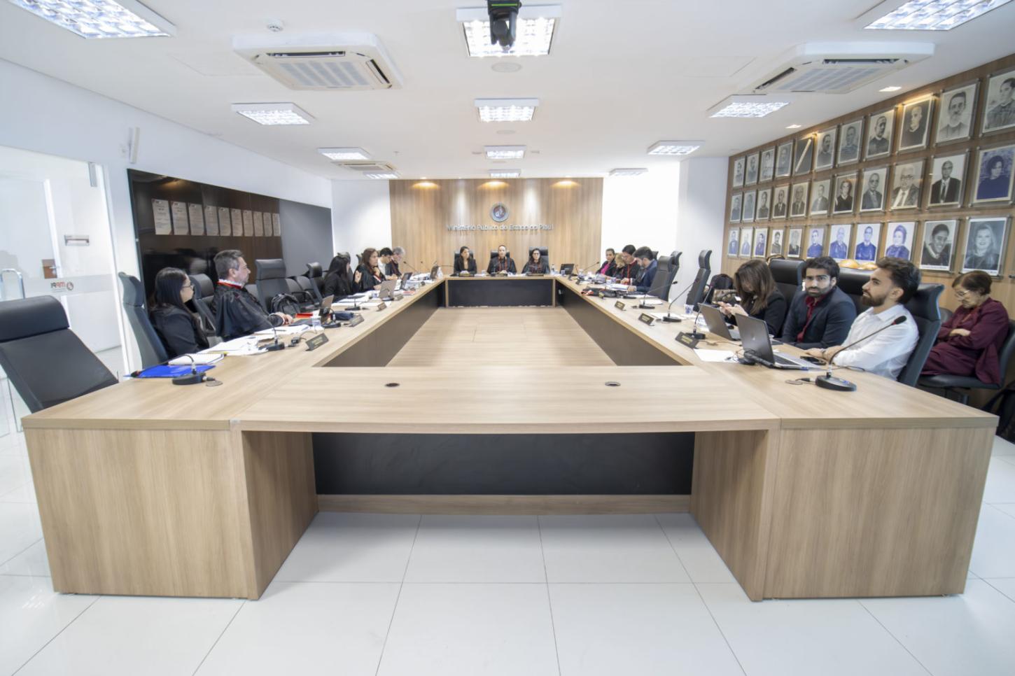 Conselho Superior do MPPI julga 16 processos de movimentação na carreira ministerial