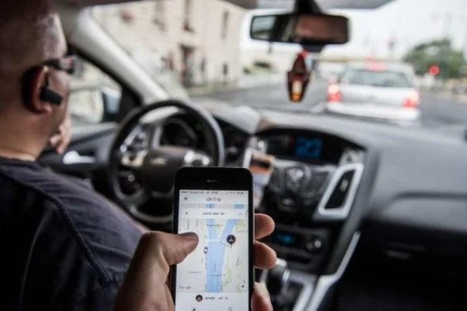 Debate expõe divergências sobre direitos e controle no trabalho por aplicativo