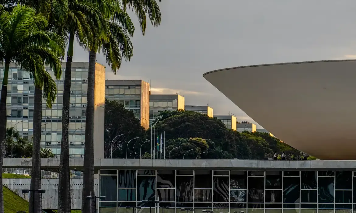 Dino determina que parlamentares sejam responsáveis por emendas