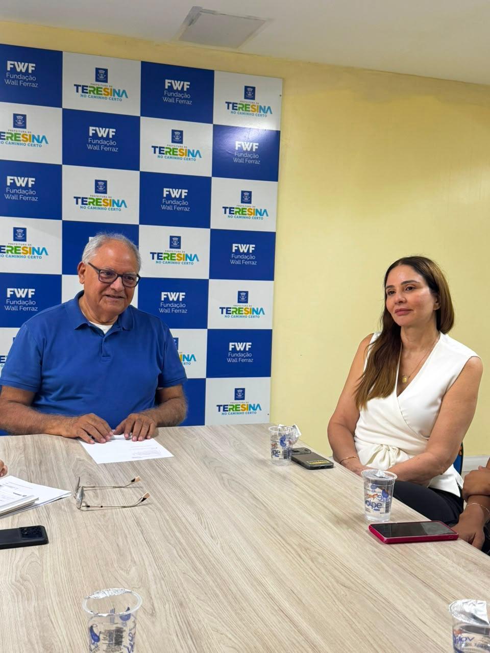 Lucy Soares se reúne com o presidente da Fundação Wall Ferraz, Kleber Montezuma