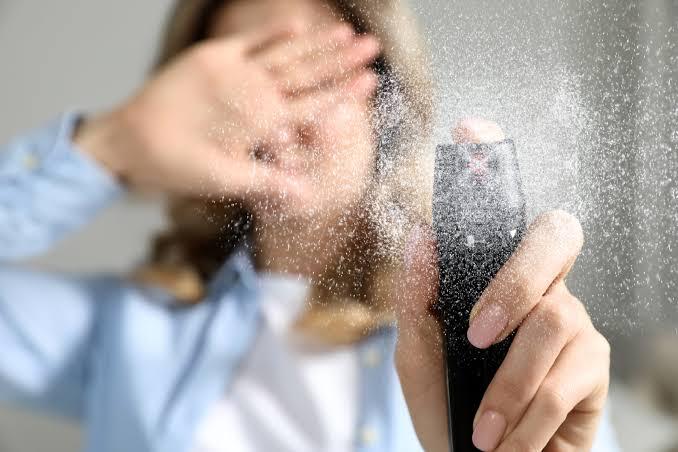 Mulheres já podem portar e usar spray de pimenta para defesa pessoal
