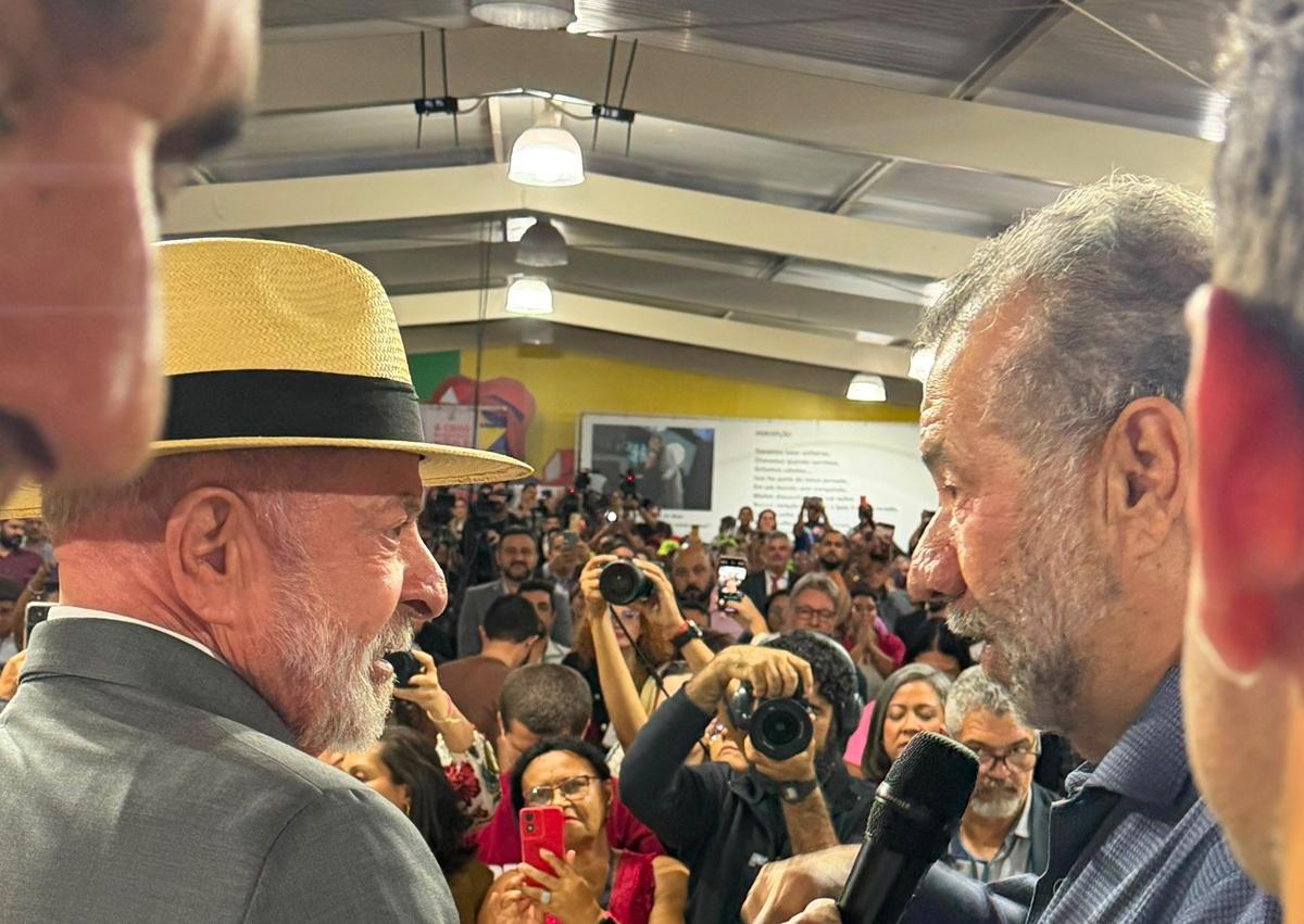 PDT sai na frente e oficializa apoio à reeleição do presidente Lula