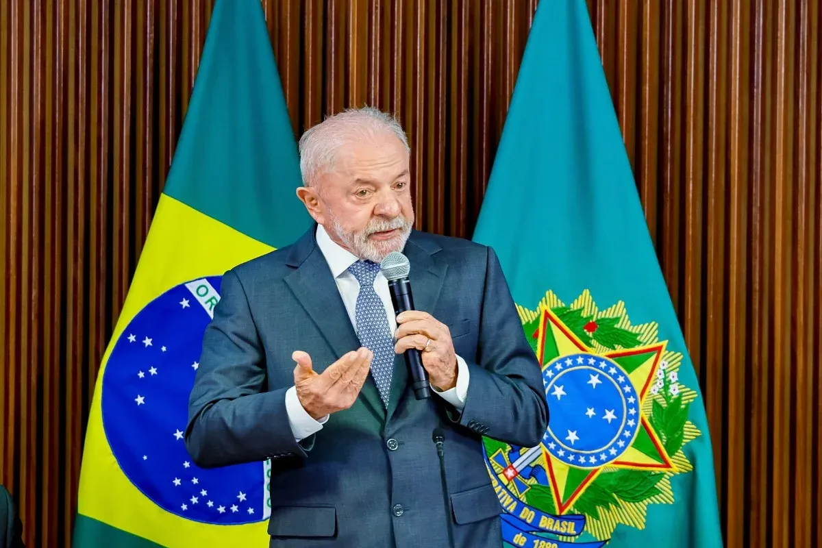 Datafolha de julho: Lula 40% e Flávio 32%