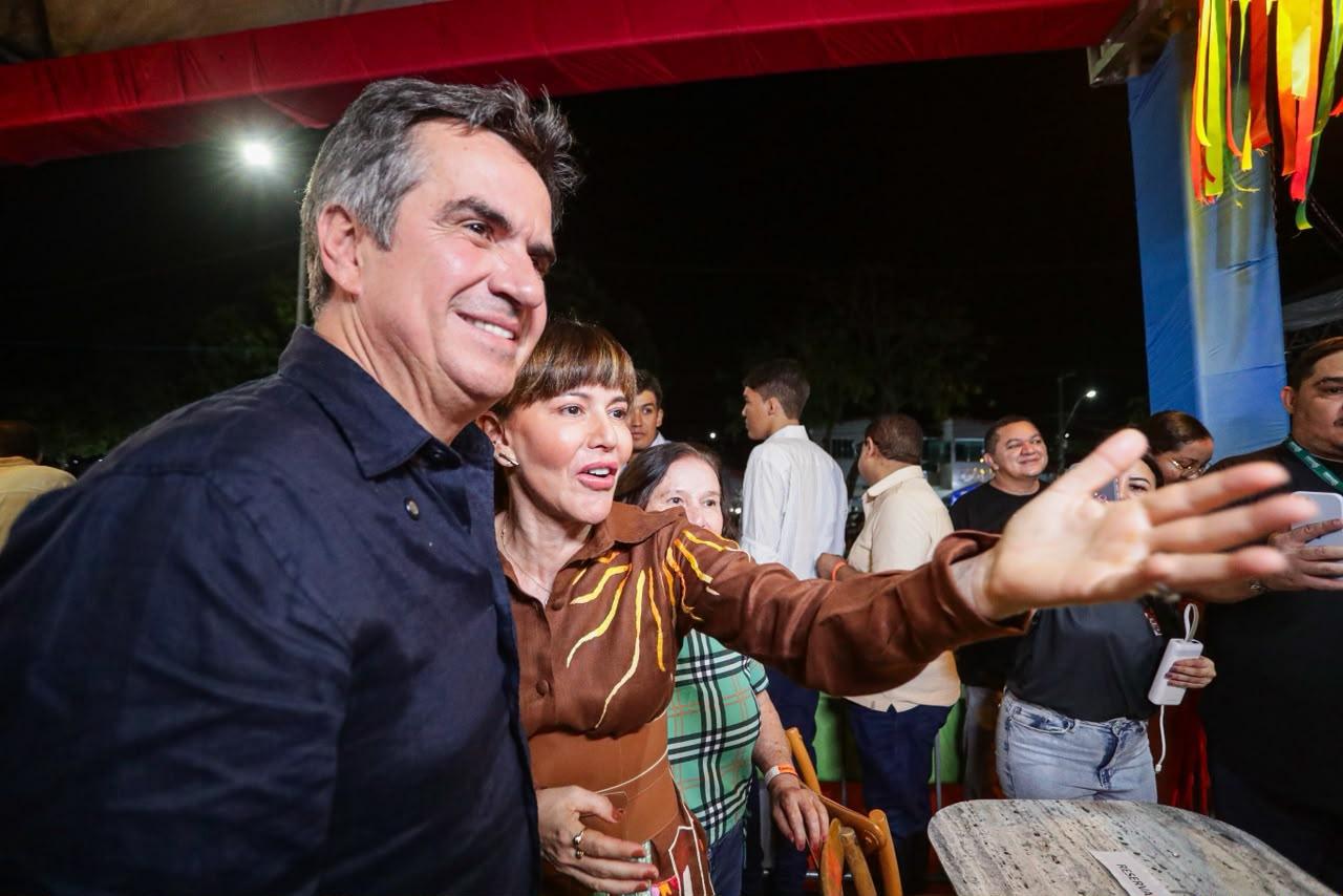 Prefeita Ivanária e vice-governador Themístocles Filho recepcionam Ciro em Esperantina