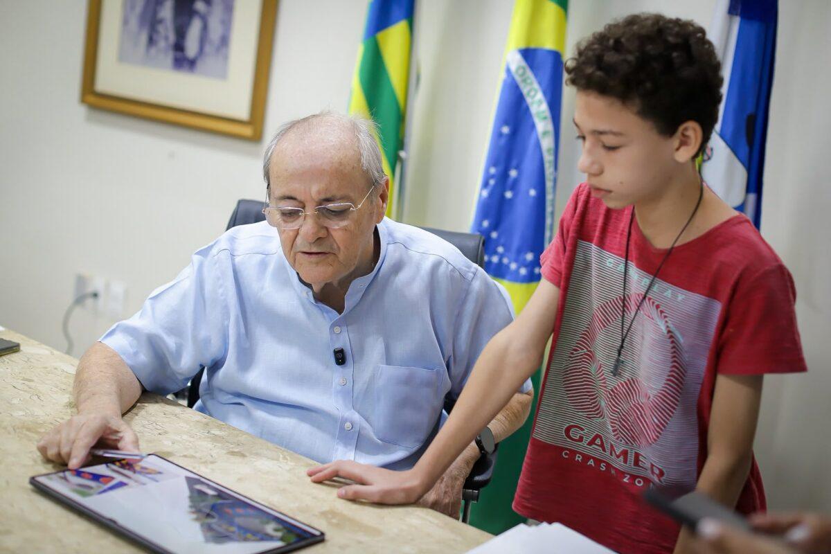 Prefeito Silvio Mendes anuncia construção de pista de skate no bairro Promorar