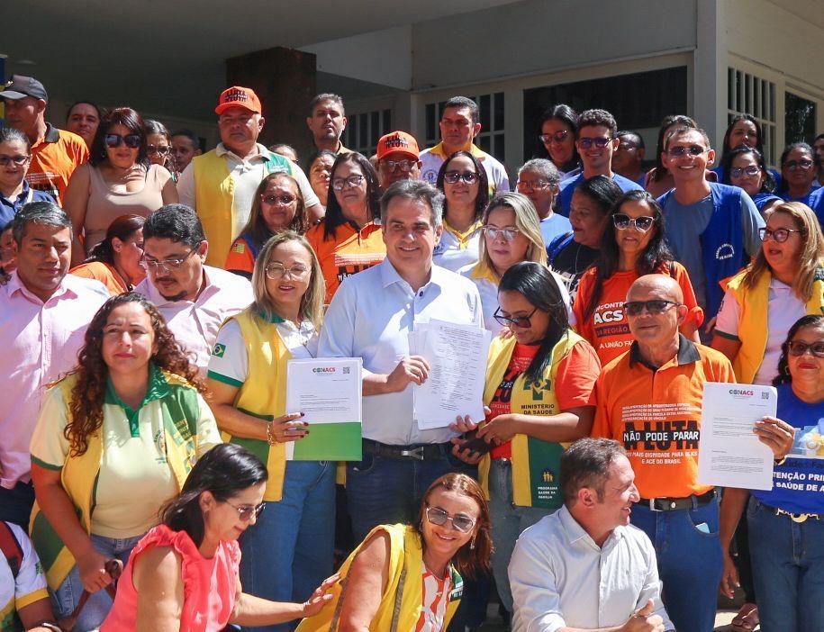 Senador comemora aprovação da PEC da aposentadoria especial para agentes de saúde