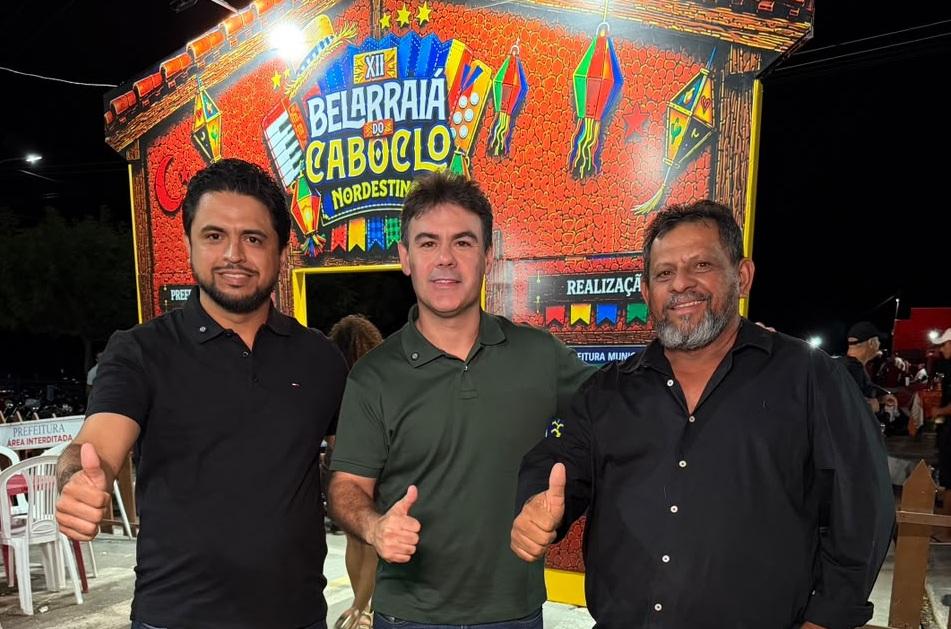 Severo Eulálio prestigia o XII Belarraiá do Caboclo Nordestino em Bélem do Piauí