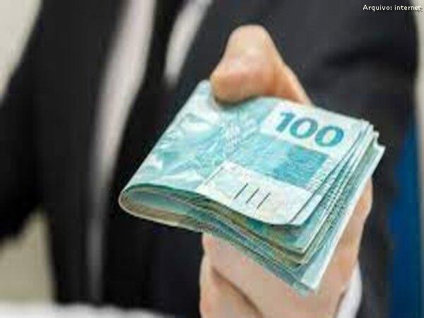 União pagou R$ 696,38 milhões em dívidas de estados e municípios