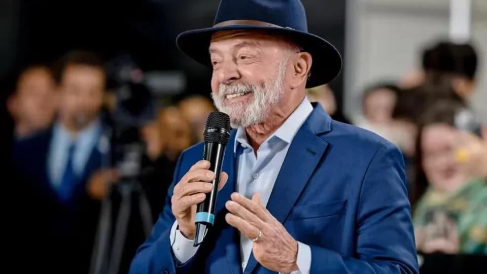 Vai cuidar da tua vida, seboso!