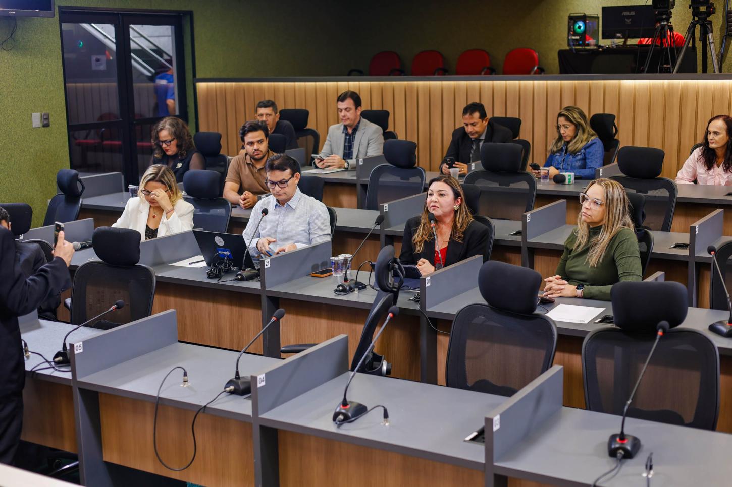 Audiência pública destaca necessidade de mais produções didáticas sobre o Piauí