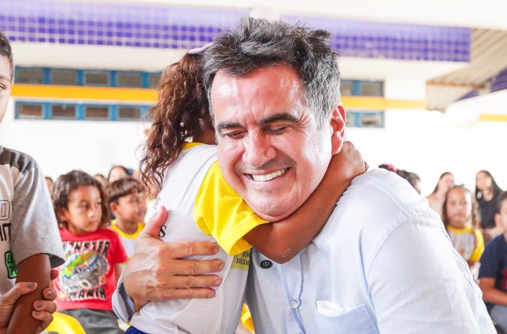 Ciro Nogueira parabeniza prefeito de Teresina pelo 1º lugar no IDEB