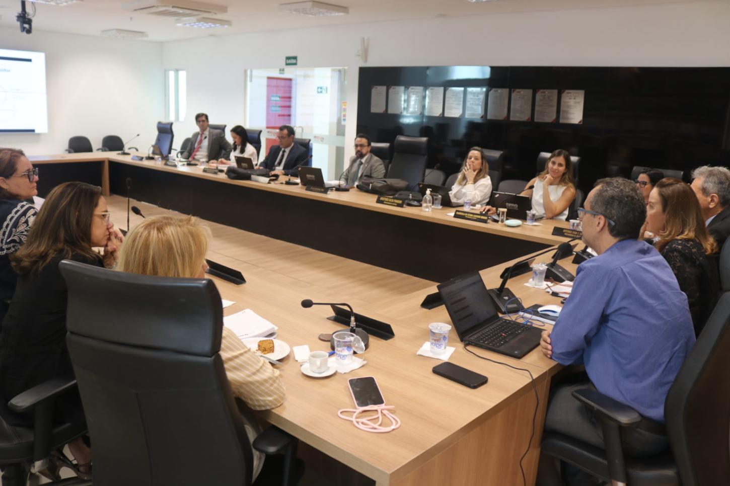 MPPI debate uso de agentes de inteligência artificial durante reunião de alinhamento