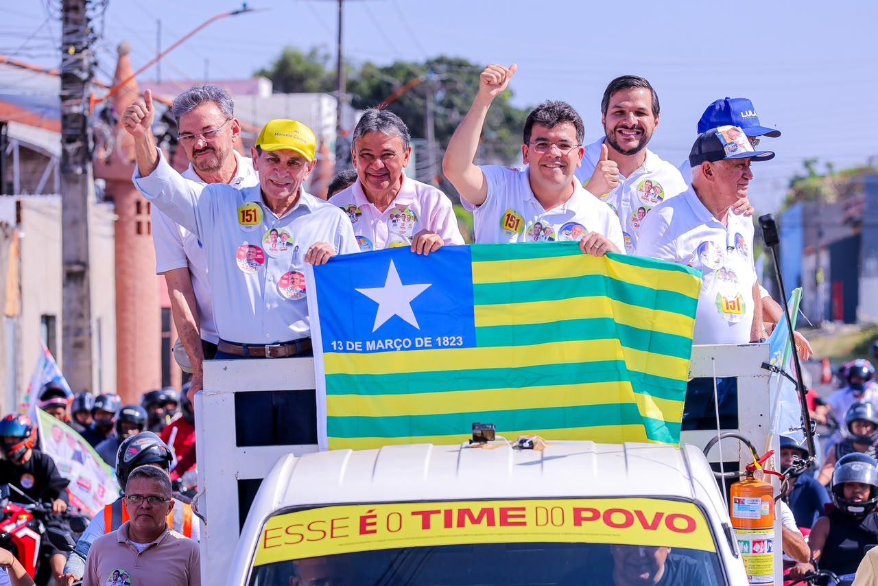 Rafael destaca projeto de expansão do metrô para a zona Sul durante carreata em Teresina