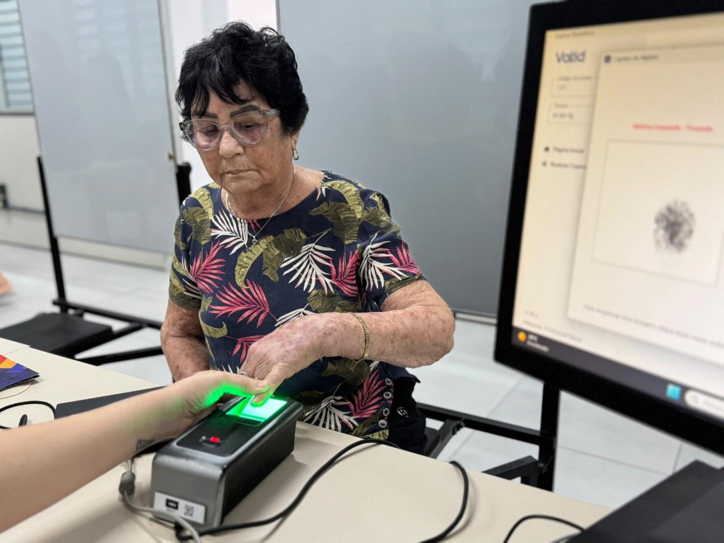 Carteira de Identidade Nacional é documento oficial para votar no dia da votação