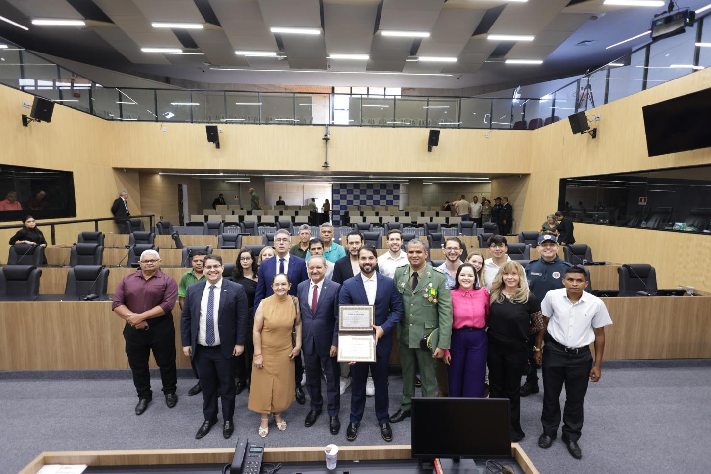 Diretor do Hospital Santa Cruz, Ivo Lucas Moreira Pereira, recebe Título de Cidadania