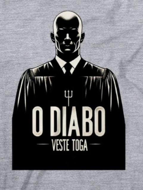 O Diabo veste toga