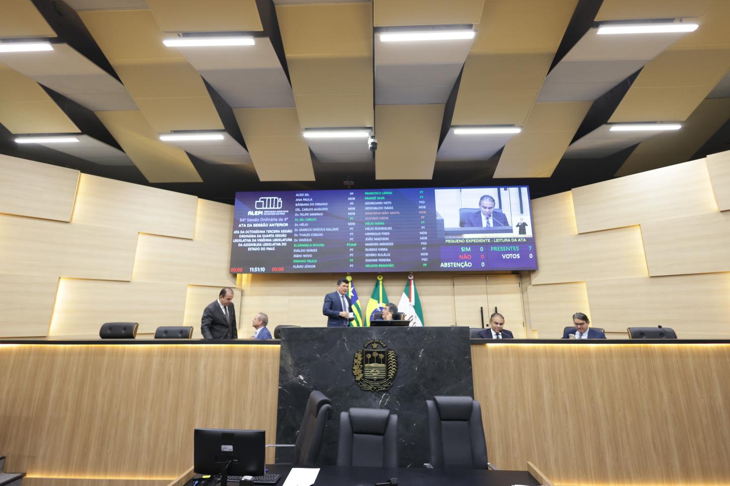 Projeto sobre trabalho em plataformas digitais tramita na Alepi