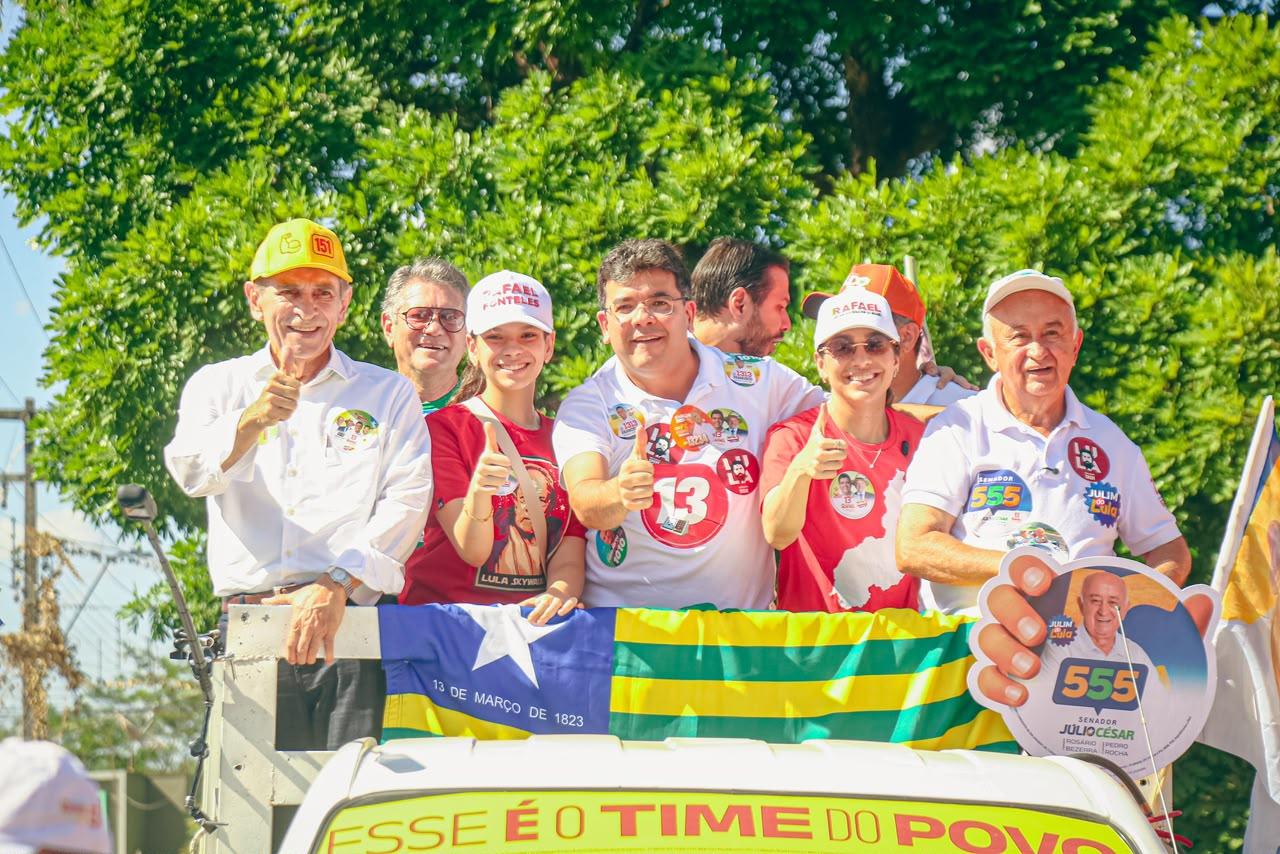 Rafael amplia a mobilização em Teresina com carreata nas ruas do bairro Extrema