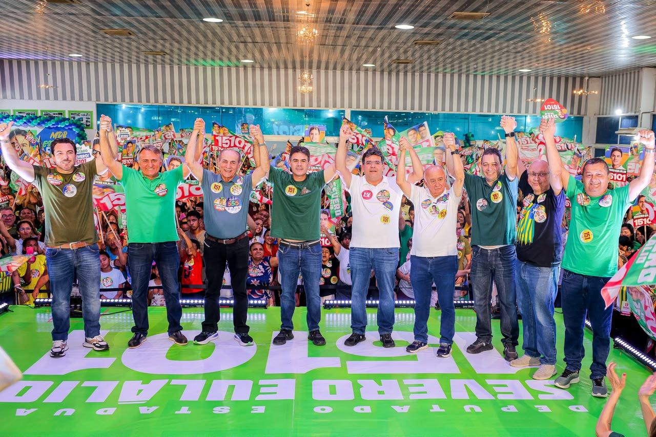 Severo reúne milhares de apoiadores em Teresina na reta final da campanha