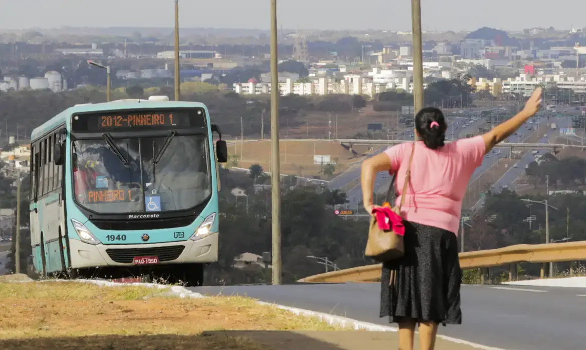 Defensoria Pública cobra ao STF disponibilidade do transporte gratuito no 2º turno