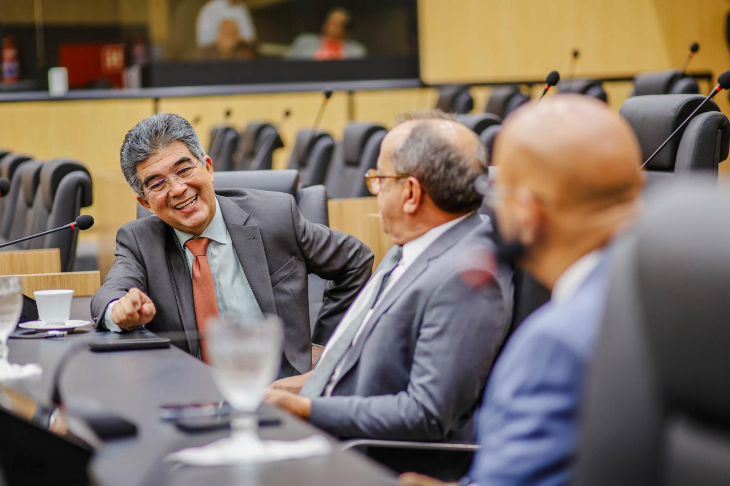 Deputado Francisco Limma destaca entrega domiciliar de insumos para pacientes renais 