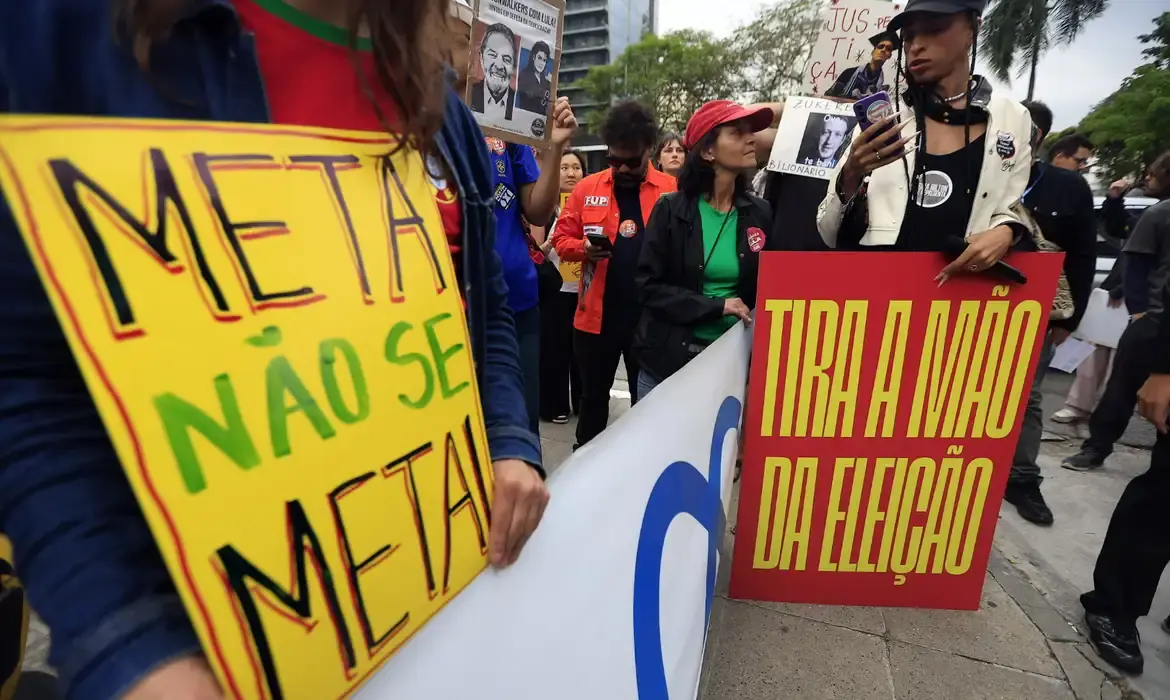 MPT vai à Justiça e pede R$ 50 milhões da Meta por assédio eleitoral